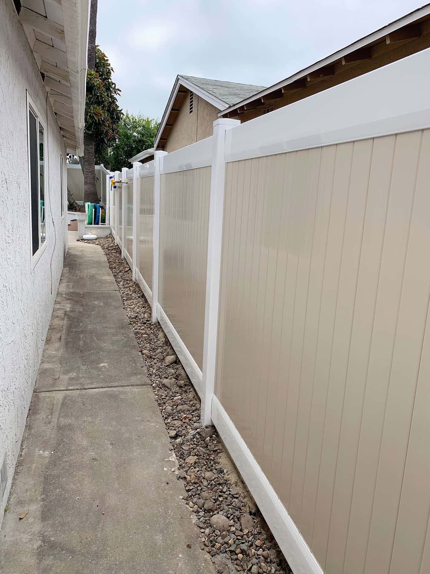 Tan Vinyl Fence Gallery | Vinyl Pro Fence