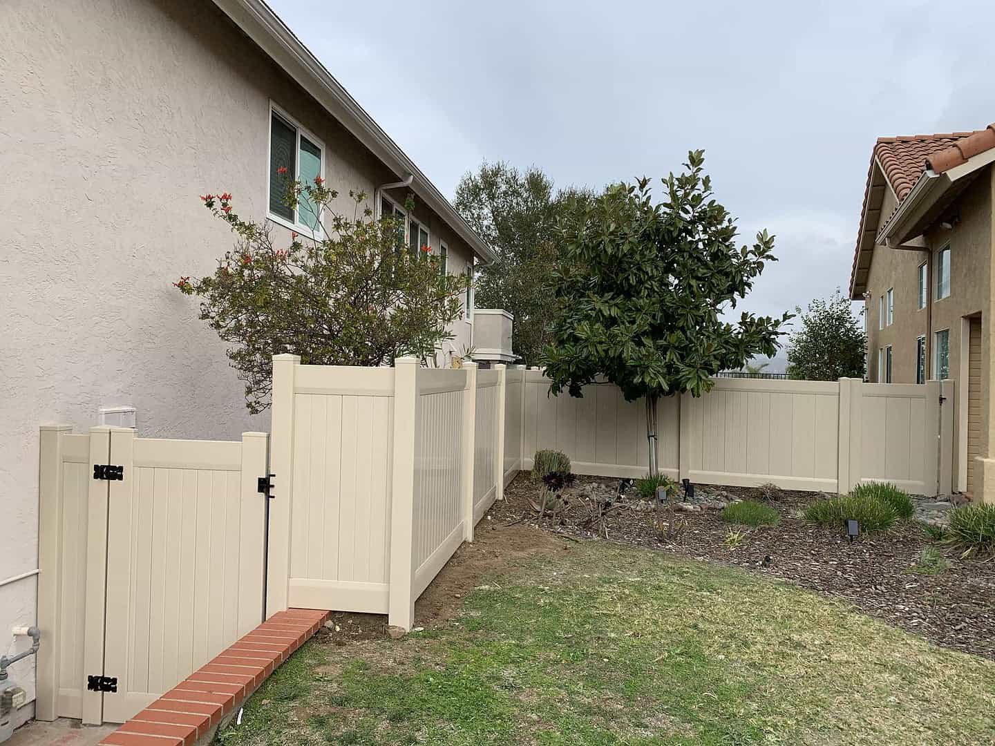 Vinyl Fence Gallery | Vinyl Pro Fence